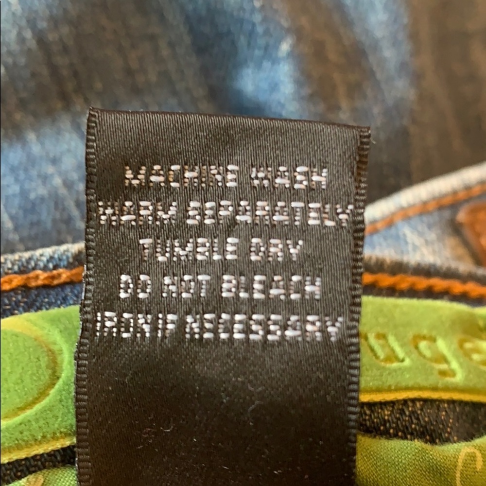 REFUGE•JEANS - Picture 9 of 9